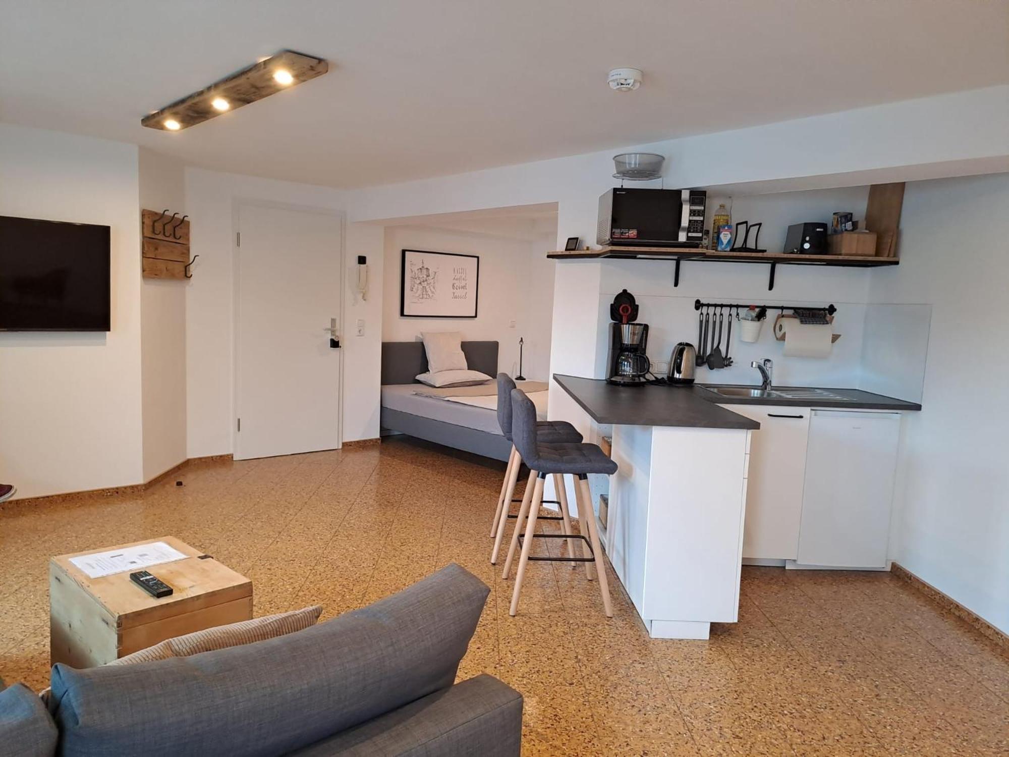 Souterrain-Apartment in Wehlheiden Kassel Buitenkant foto